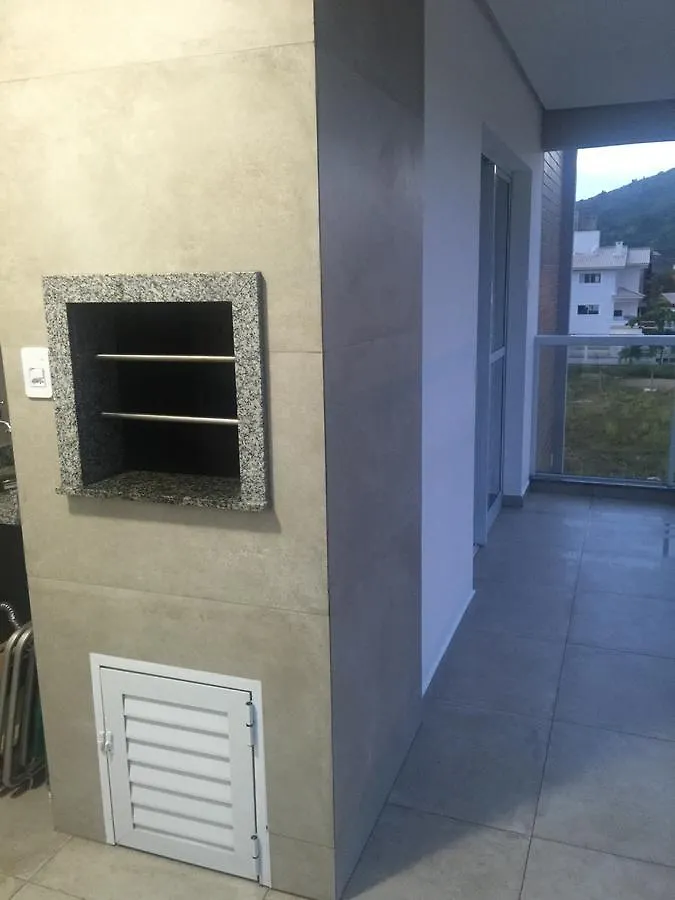 Lindo Ap Palmas Apartment Governador Celso Ramos 0*,  Brazil